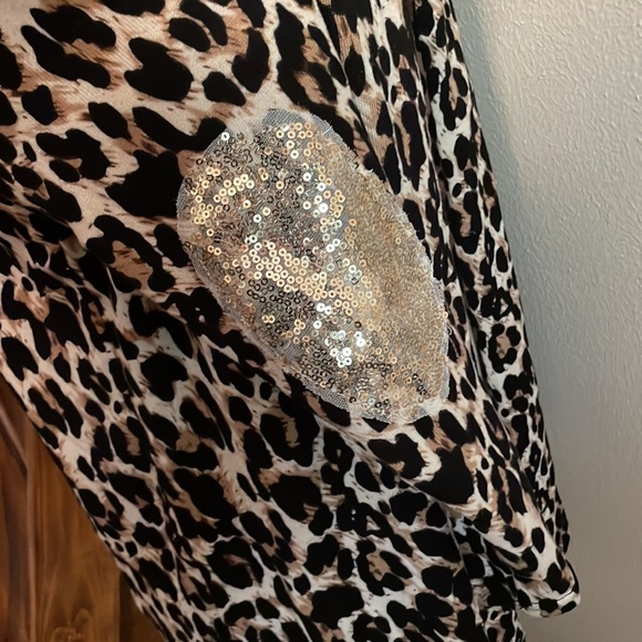 Leopard Cardigan/Sweater Jacket - Picture 3 of 10